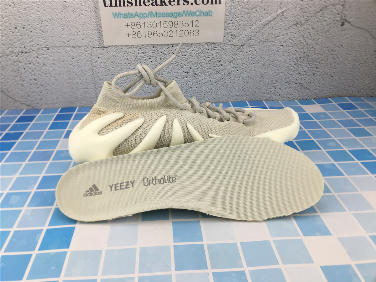 Yeezy 450 Cloud White H68038